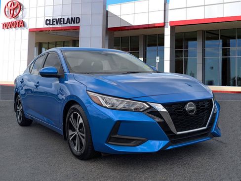 Used 2022 Nissan Sentra SV w/ All-Weather Package FWD image 2