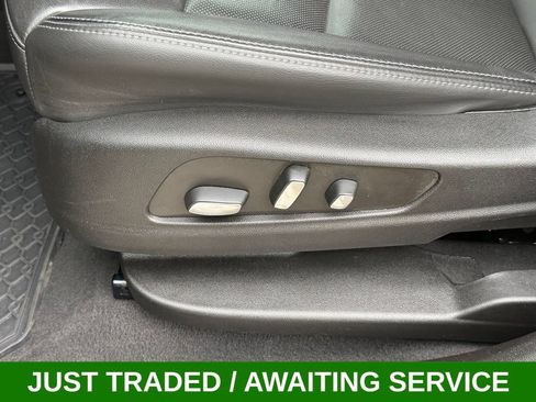 Used 2023 Cadillac XT6 Premium Luxury w/ Technology Package AWD/4WD image 12