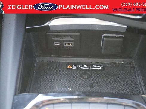 Used 2023 Buick Envision Avenir image 26