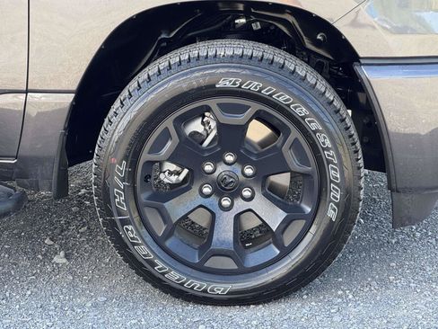 New 2026 RAM 1500 Express AWD/4WD image 27