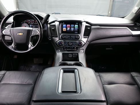Used 2020 Chevrolet Tahoe LT w/ Luxury Package image 18