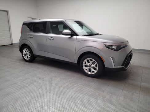 Used 2024 Kia Soul LX w/ Option Group 015 image 11