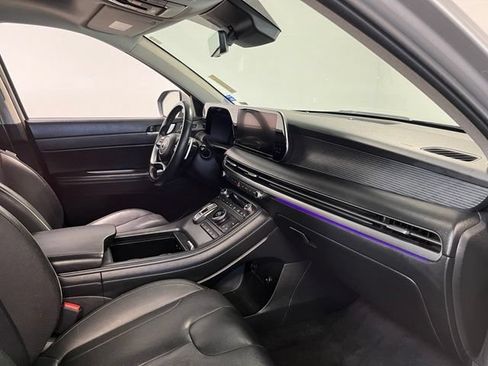 Used 2024 Hyundai Palisade Limited FWD image 10