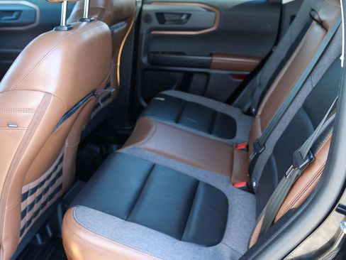 Used 2022 Ford Bronco Sport Outer Banks w/ Tech Package AWD/4WD image 14