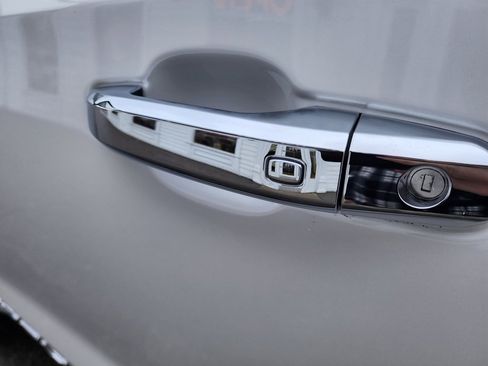 Certified 2024 GMC Sierra 1500 Denali Ultimate image 23