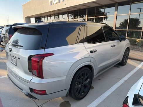Used 2022 Hyundai Palisade Limited w/ Cargo Package image 3