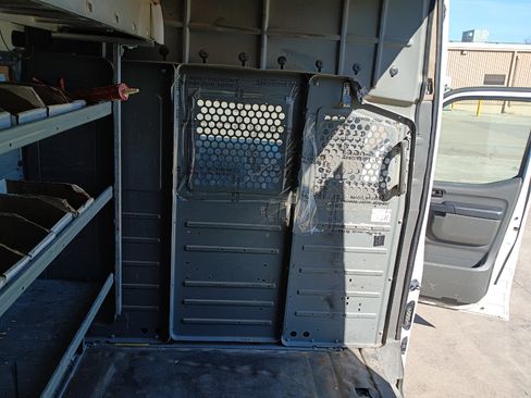 Used 2018 Nissan NV 3500 SL w/ Navigation Package image 13