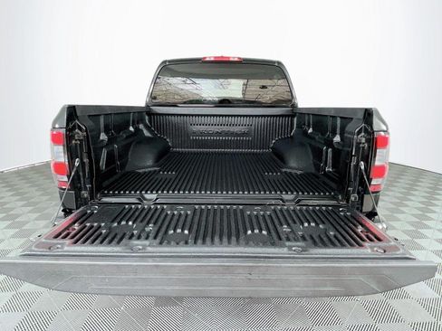 Used 2023 Nissan Frontier SV AWD/4WD image 26