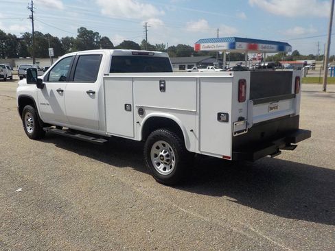 Used 2022 Chevrolet Silverado 3500 W/T w/ WT Convenience Package AWD/4WD image 3