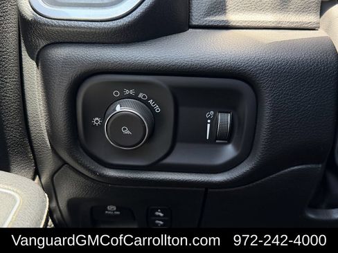 Used 2023 RAM 1500 Laramie AWD/4WD image 26
