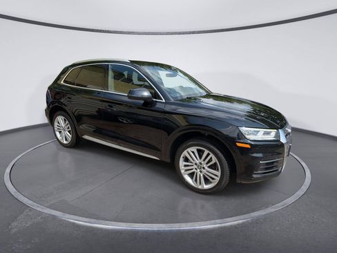 Used 2018 Audi Q5 2.0T Premium Plus w/ Premium Plus Package AWD/4WD image 5
