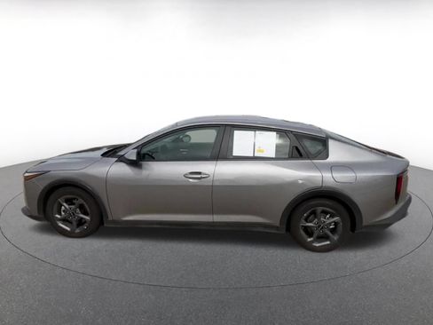 Used 2025 Kia K4 FWD image 10