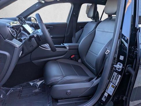 Used 2026 Mercedes-Benz GLC 300 image 16