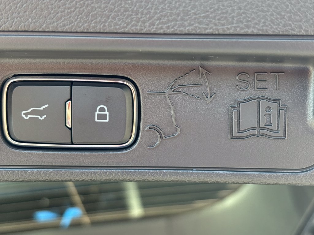 New 2027 Ford Explorer ST-Line w/ Premium Package AWD/4WD image 28