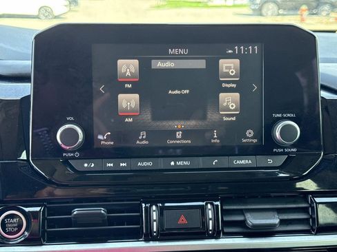 Certified 2022 Nissan Pathfinder SV image 25