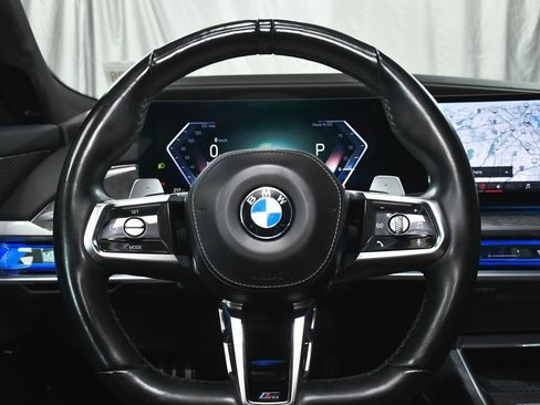 Used 2024 BMW 740i xDrive 740i xDrive image 61