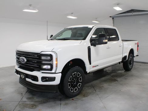 New 2026 Ford F250 Platinum image 3