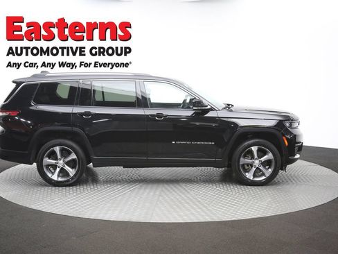 Used 2023 Jeep Grand Cherokee L Limited AWD/4WD image 49