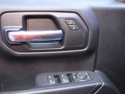 Used 2020 Chevrolet Silverado 1500 Custom image 15