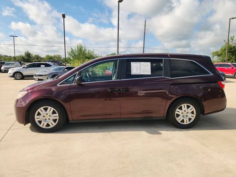 Used 2013 Honda Odyssey LX image 5