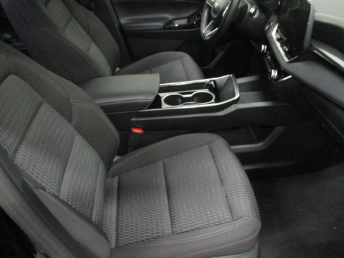 Used 2025 Chevrolet Equinox LT image 12