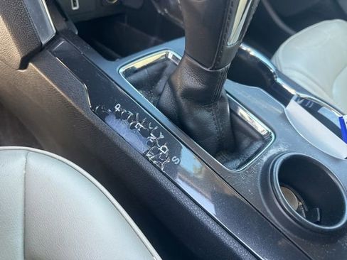 Used 2019 Ford Explorer Limited w/ Limited Luxury Package image 29