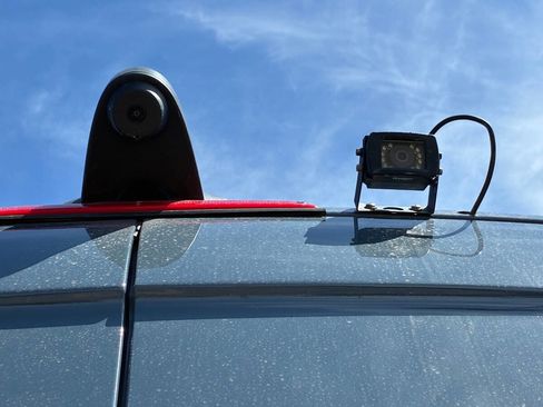 Used 2018 Mercedes-Benz Sprinter 2500 image 7