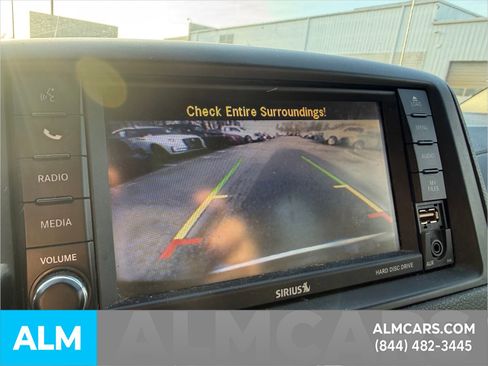 Used 2017 Dodge Grand Caravan GT image 18