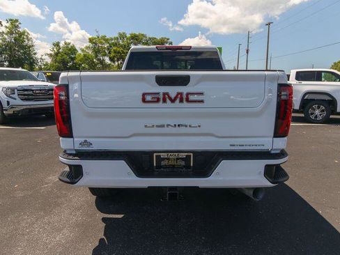New 2026 GMC Sierra 3500 Denali w/ Denali Reserve Package AWD/4WD image 9
