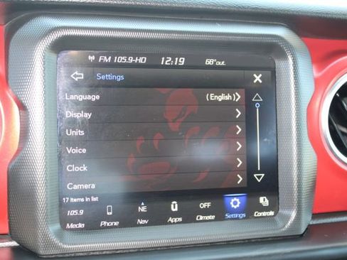 Used 2021 Jeep Wrangler Unlimited Rubicon w/ Xtreme Recon 35" Tire Package AWD/4WD image 30