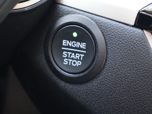 Used 2022 Ford Escape SE w/ Convenience Package image 30