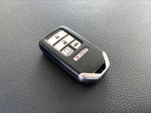 Used 2017 Honda Accord Touring image 30