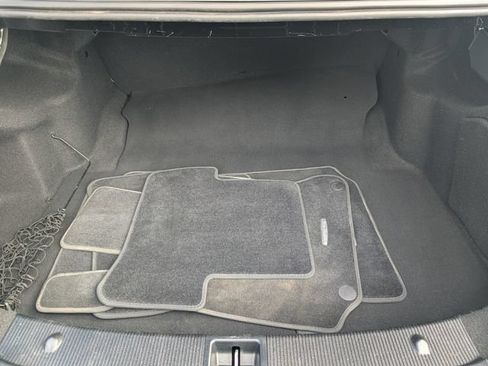 Used 2013 Mercedes-Benz C 250 Sedan image 30