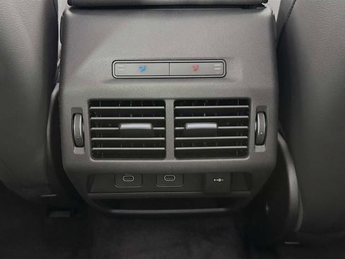 New 2026 Land Rover Discovery Sport Landmark image 24