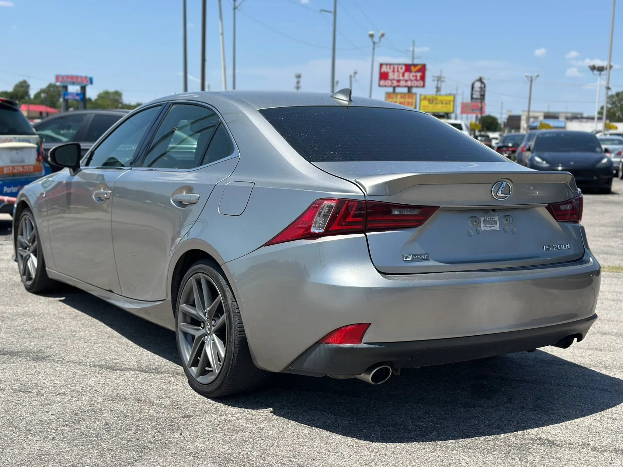 Used 2016 Lexus IS 200t w/ F Sport Package RWD image 8