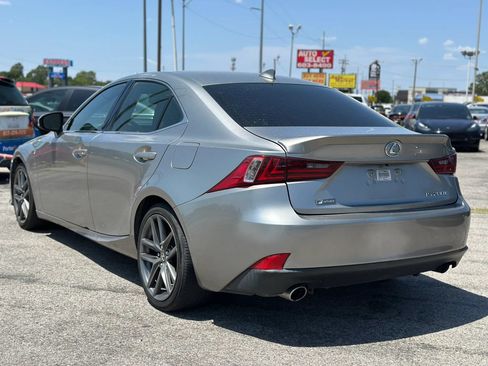 Used 2016 Lexus IS 200t w/ F Sport Package RWD image 8