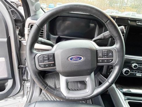 Used 2023 Ford F250 Lariat w/ Sport Appearance Package image 12