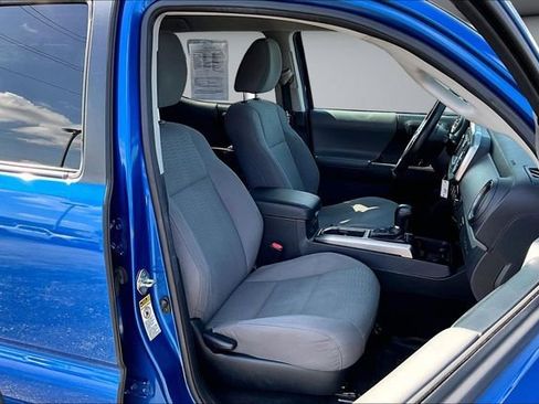 Used 2017 Toyota Tacoma SR5 image 27