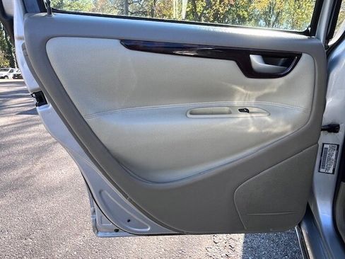 Used 2006 Volvo V70 2.5T image 19