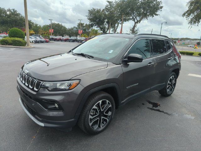Used 2024 Jeep Compass Limited AWD/4WD image 14