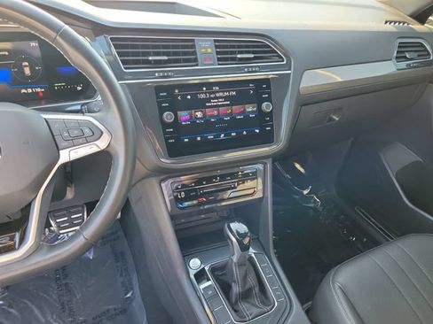 Certified 2023 Volkswagen Tiguan SE R-Line FWD image 22