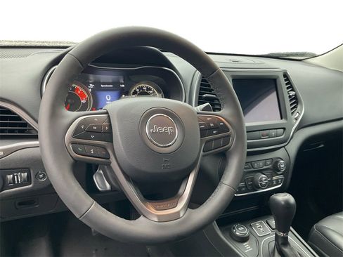 Used 2022 Jeep Cherokee Latitude Lux image 17