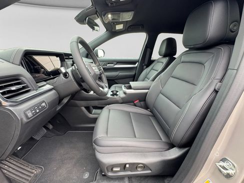 New 2027 GMC Terrain Elevation w/ Elevation Premium Package AWD/4WD image 18