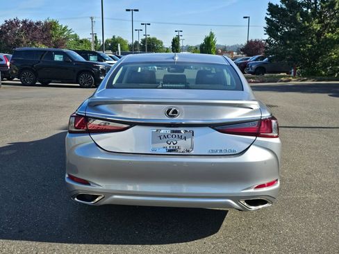 Used 2025 Lexus ES 300h w/ Premium Package FWD image 6