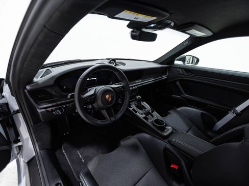 Used 2026 Porsche 911 GT3 RWD image 44