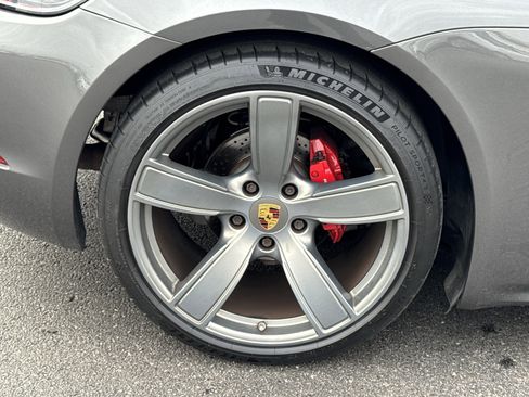 Used 2017 Porsche 718 Boxster S image 17