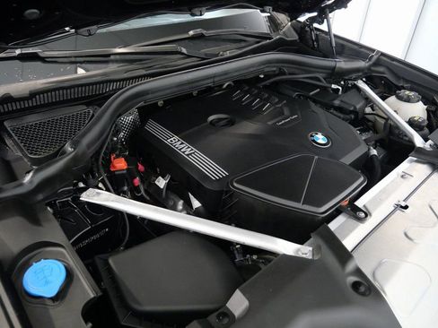 Used 2023 BMW X3 xDrive30i w/ Convenience Package image 9