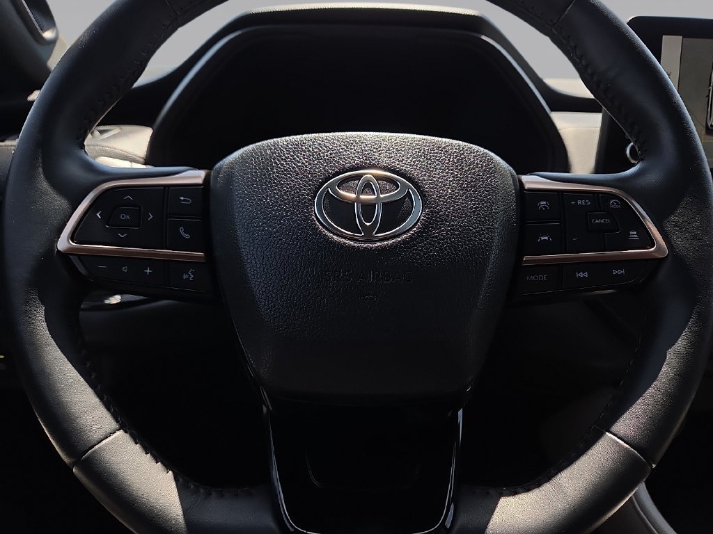 Used 2025 Toyota Grand Highlander AWD Hybrid image 19
