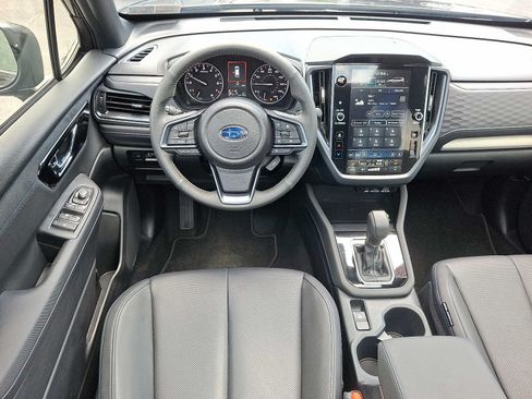 Used 2025 Subaru Forester Limited AWD/4WD image 11