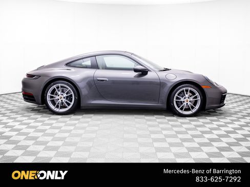 Used 2022 Porsche 911 Carrera RWD image 6